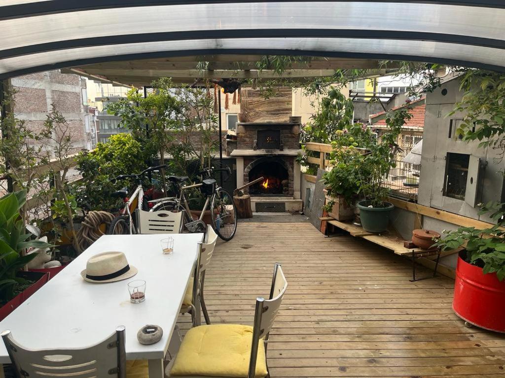 Central Apartment Kadikoy Terrace Bbq Close 2 Block Ferry Bull Metro Nighlife Isztambul Kültér fotó